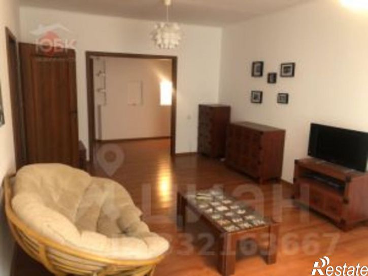 4-комн квартира ул Демышева, 123,  д. 123