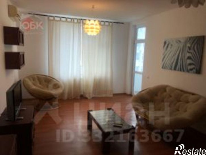 4-комн квартира ул Демышева, 123,  д. 123