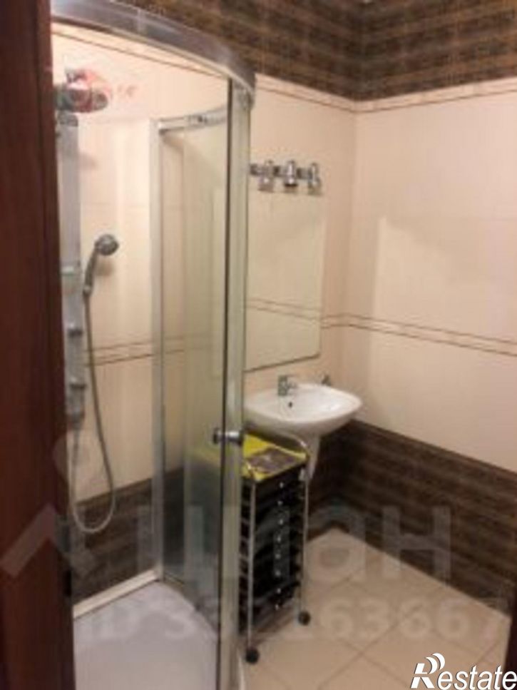 4-комн квартира ул Демышева, 123,  д. 123