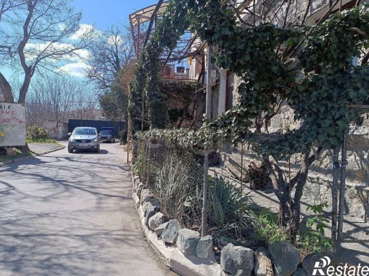 3-комн квартира ул Матвеева, 10/17,  д. 10/17
