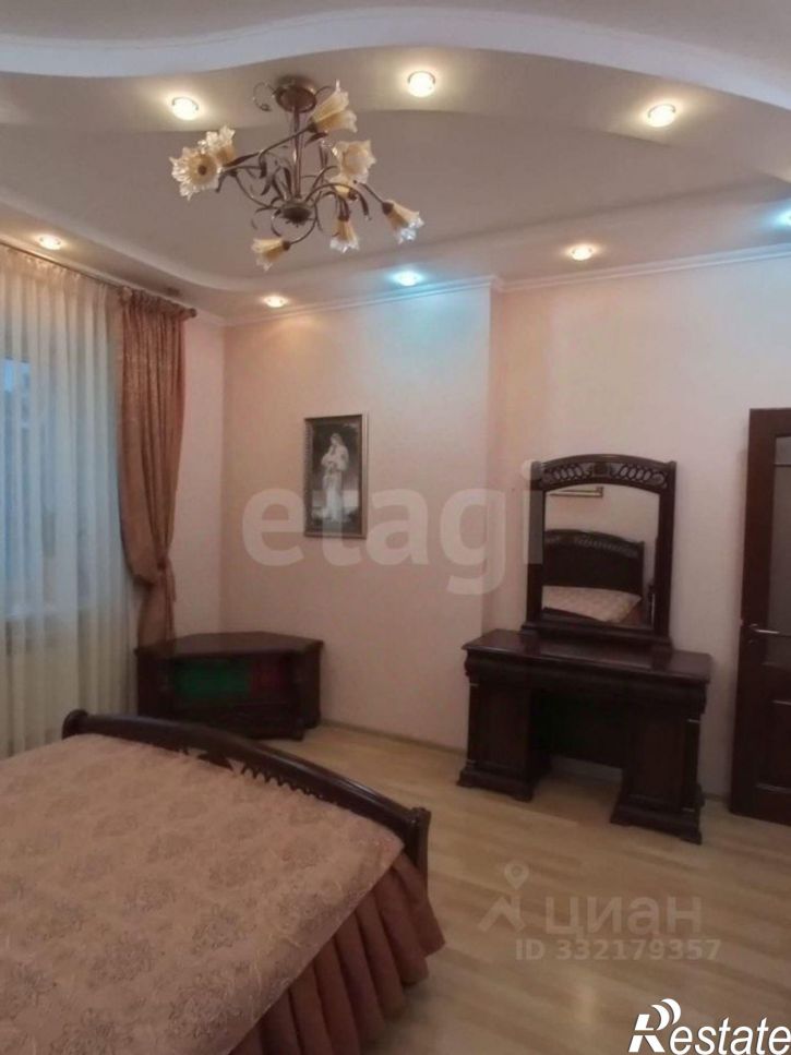 3-комн квартира ул Сытникова, 4а,  д. 4а