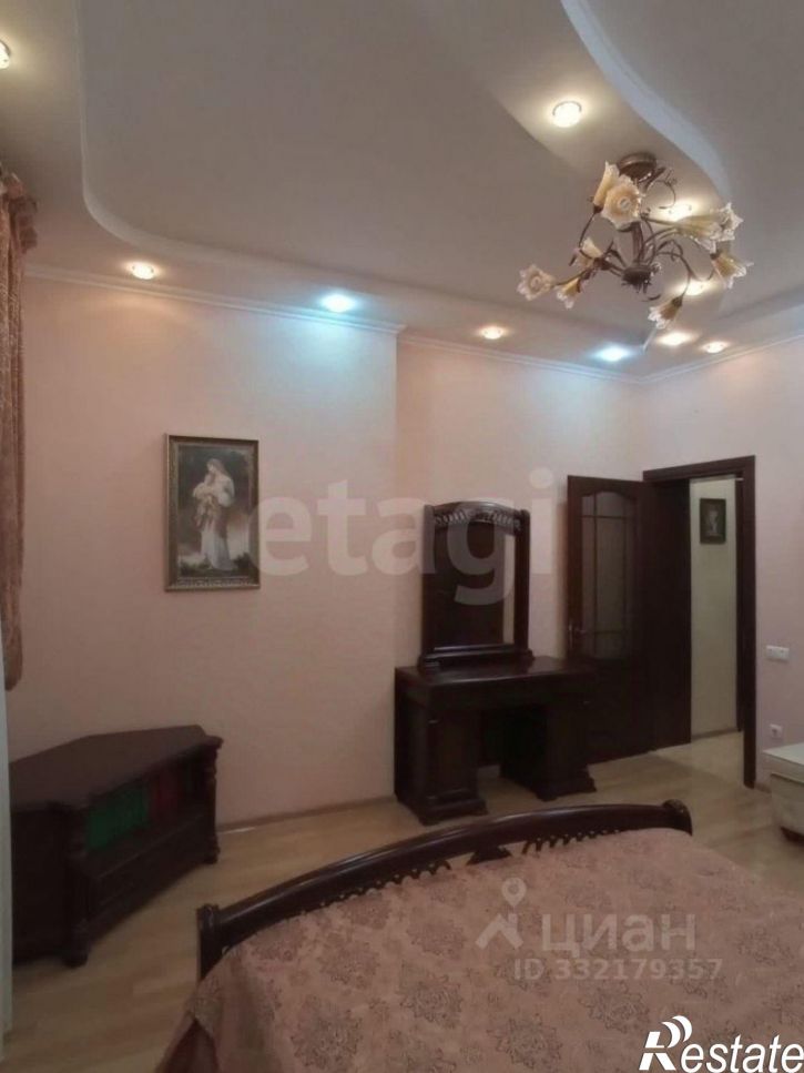 3-комн квартира ул Сытникова, 4а,  д. 4а