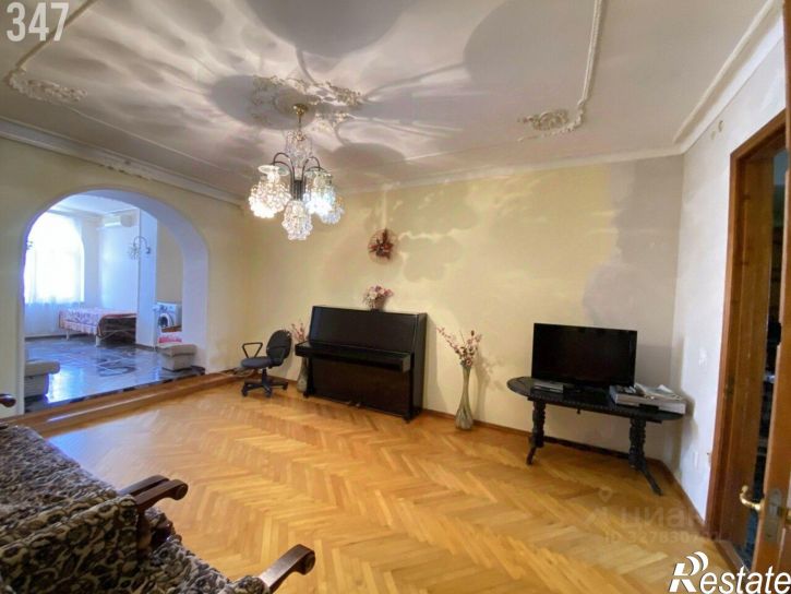 3-комн квартира ул Демышева, 124,  д. 124