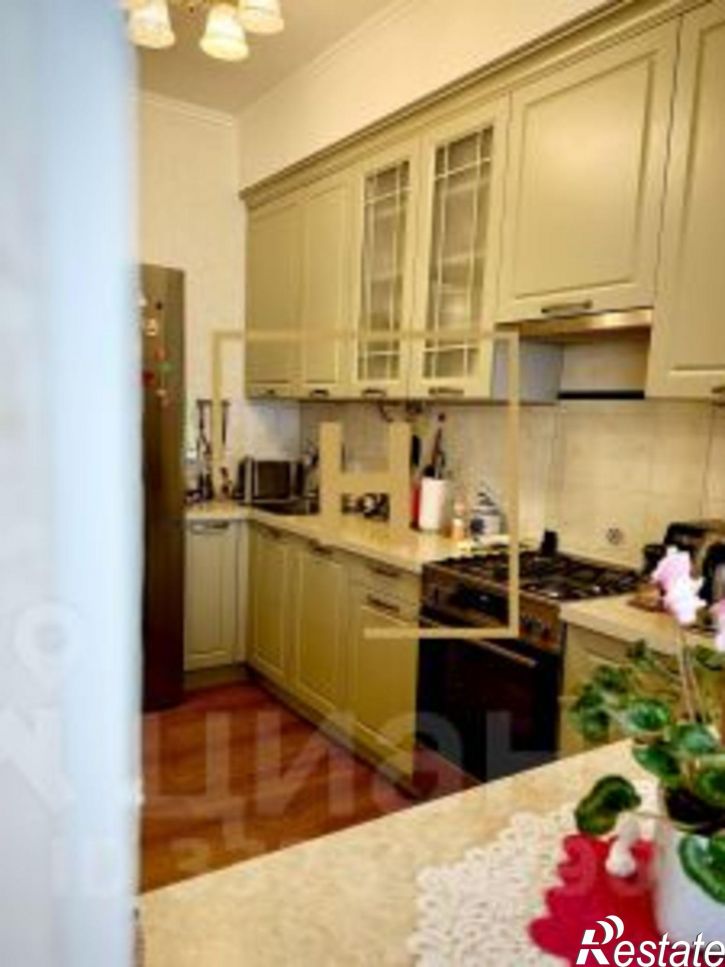 4-комн квартира ул 13 Ноября, 81,  д. 81
