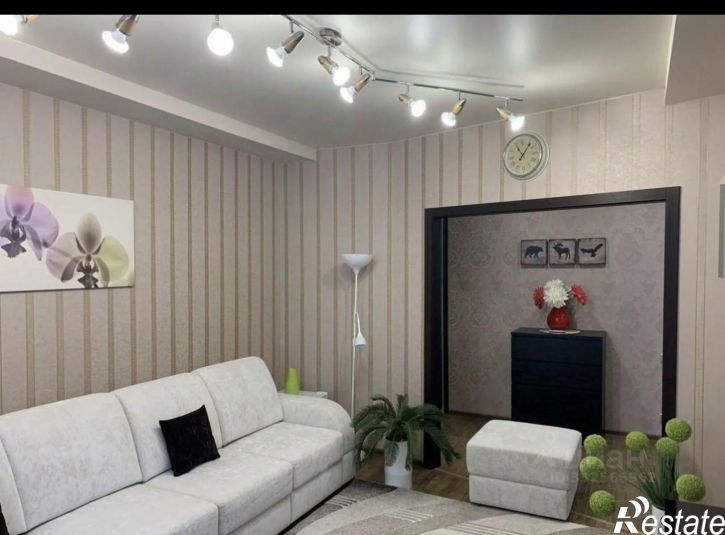 1-комн квартира пр-кт Победы, 50,  д. 50