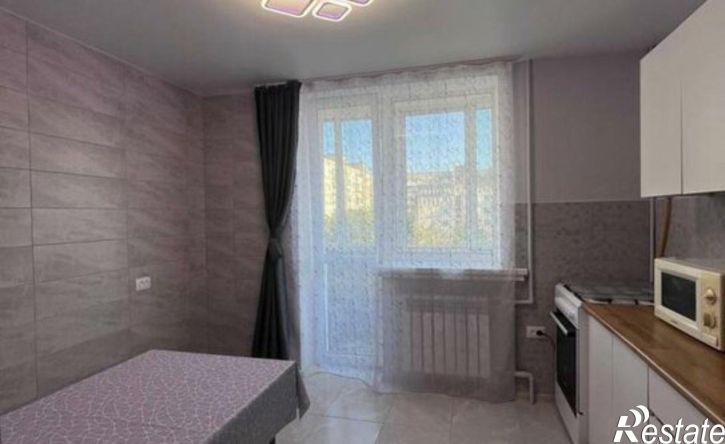 3-комн квартира пр-кт Победы, 56,  д. 56
