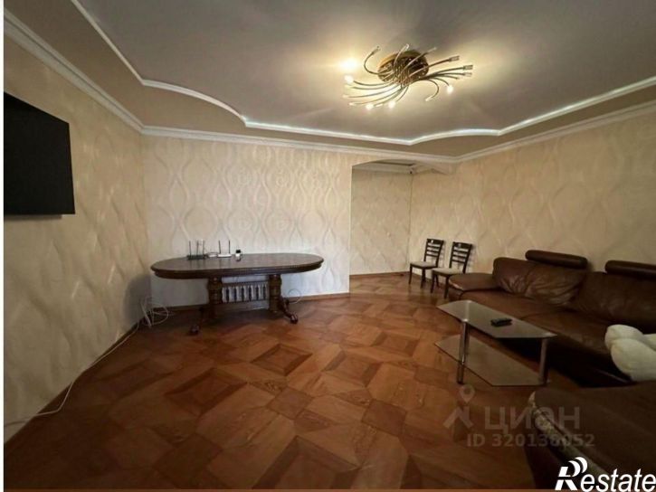 2-комн квартира ул им.9-го Мая, 120,  д. 120