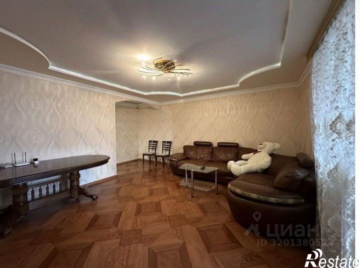 2-комн квартира ул им.9-го Мая, 120,  д. 120