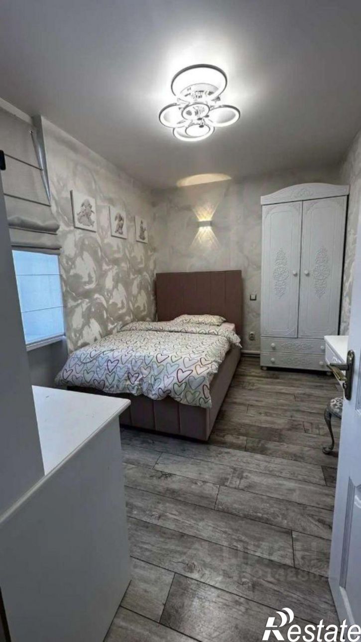 4-комн квартира ул им.Конституции, 31,  д. 31