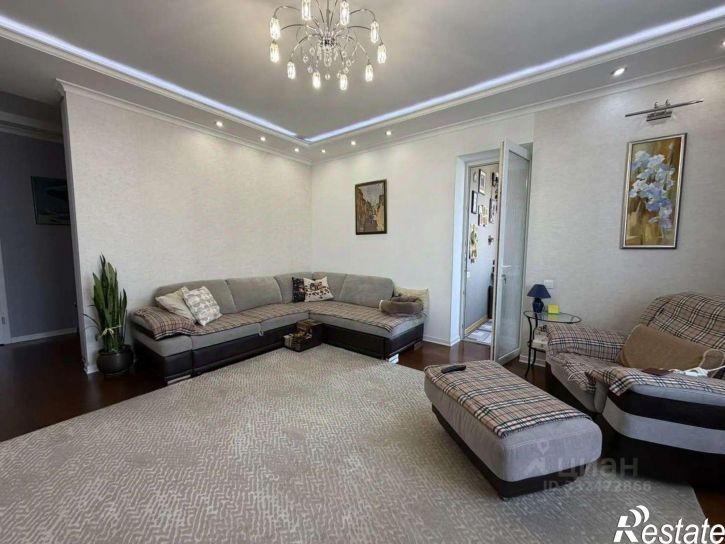 3-комн квартира пр-кт им.В.И.Ленина, 49,  д. 49
