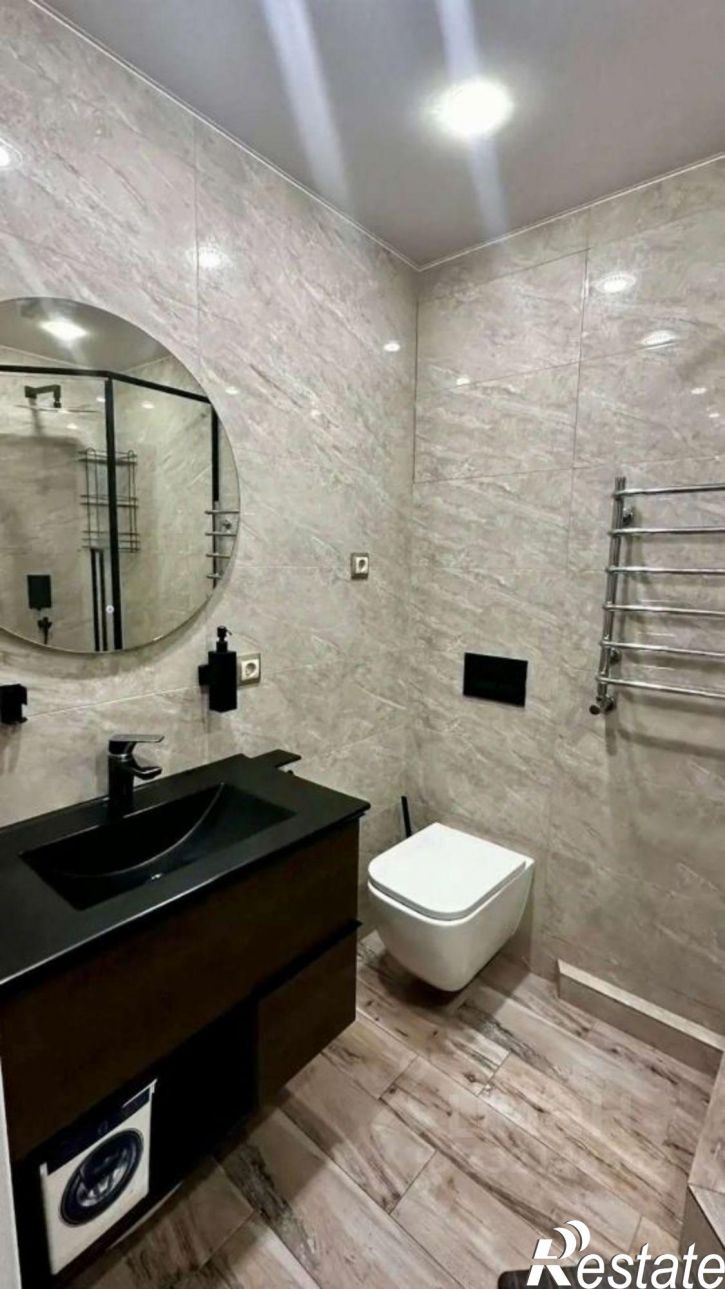 4-комн квартира ул им.Конституции, 31,  д. 31