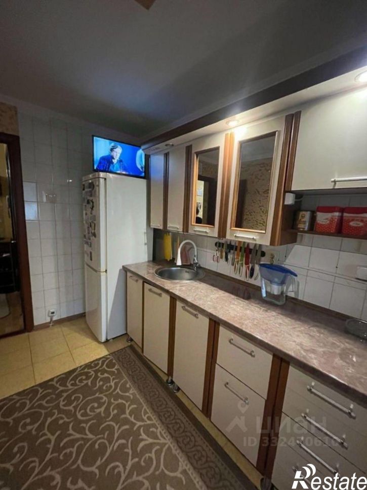 3-комн квартира ул им.60-летия Октября, 22а,  д. 22а