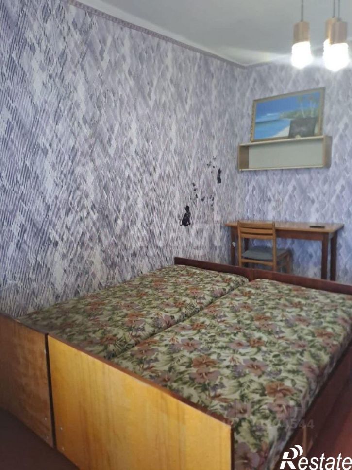 3-комн квартира пр-кт Победы, 64,  д. 64