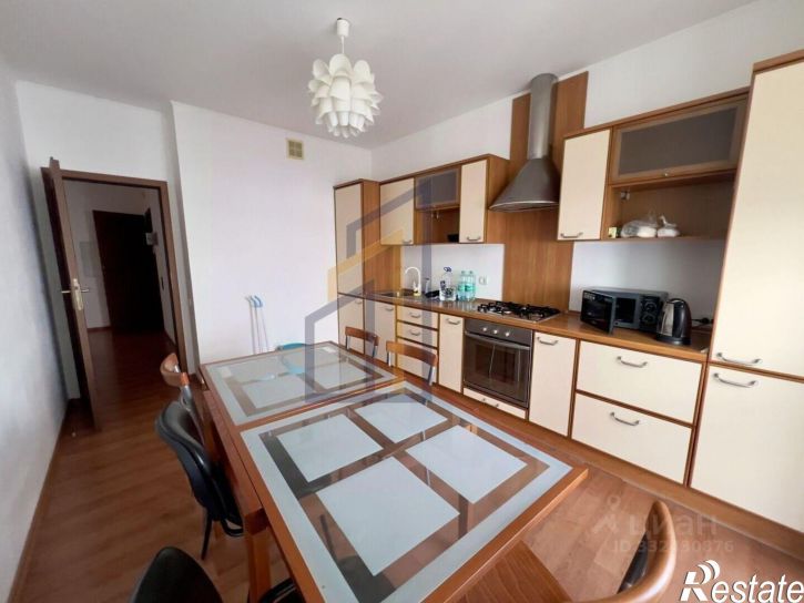 4-комн квартира ул Демышева, 123,  д. 123