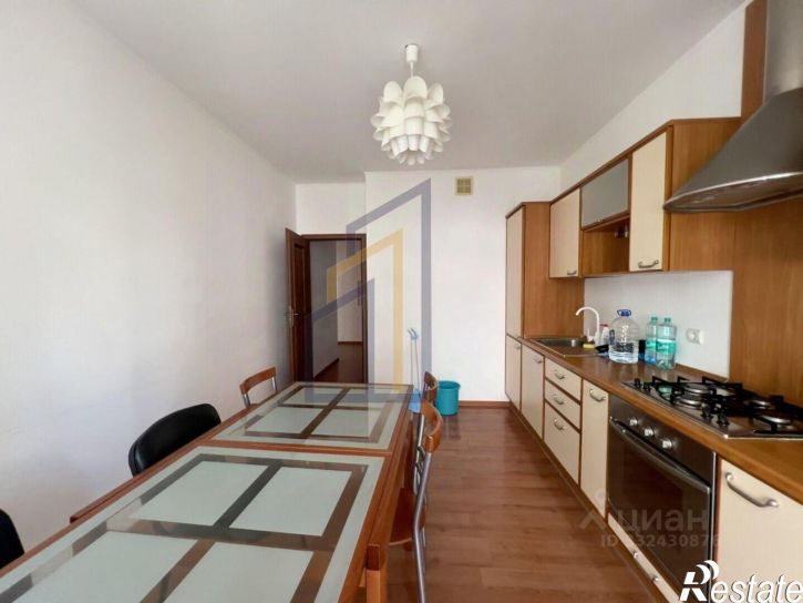 4-комн квартира ул Демышева, 123,  д. 123