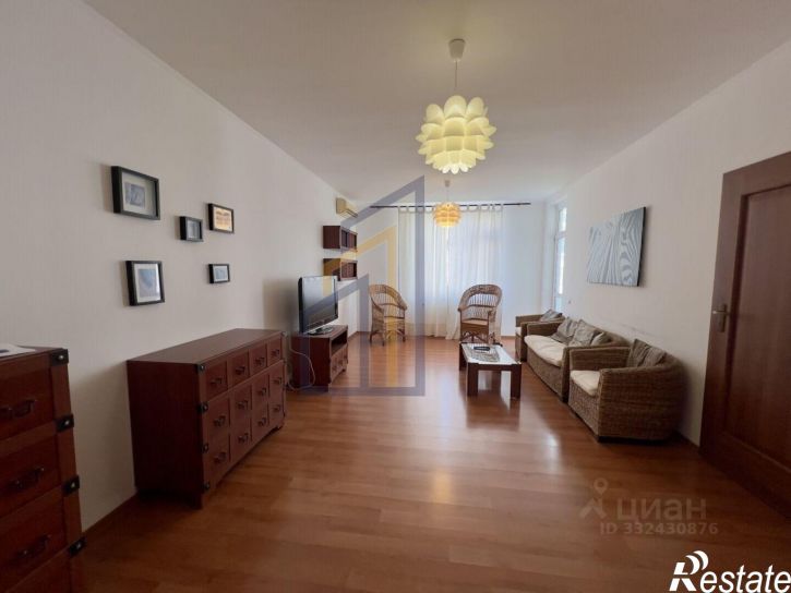 4-комн квартира ул Демышева, 123,  д. 123