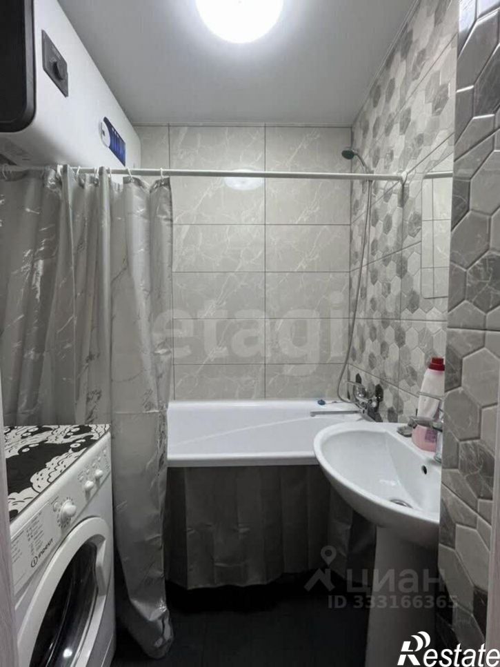 3-комн квартира пр-кт Победы, 56,  д. 56