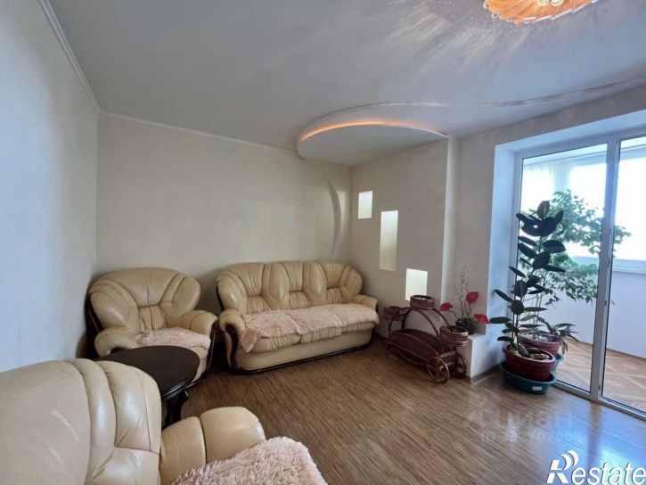 3-комн квартира ул им.9-го Мая, 76а,  д. 76а