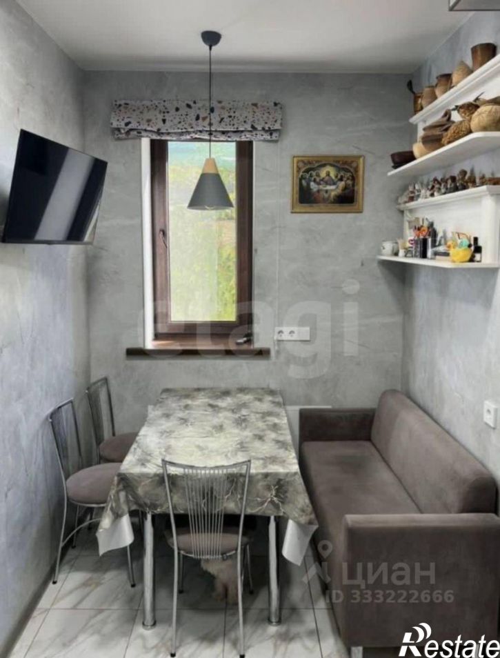 2-комн квартира улица Демышева, 99,  д. 99