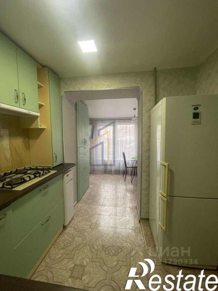 3-комн квартира проспект Победы, 33,  д. 33