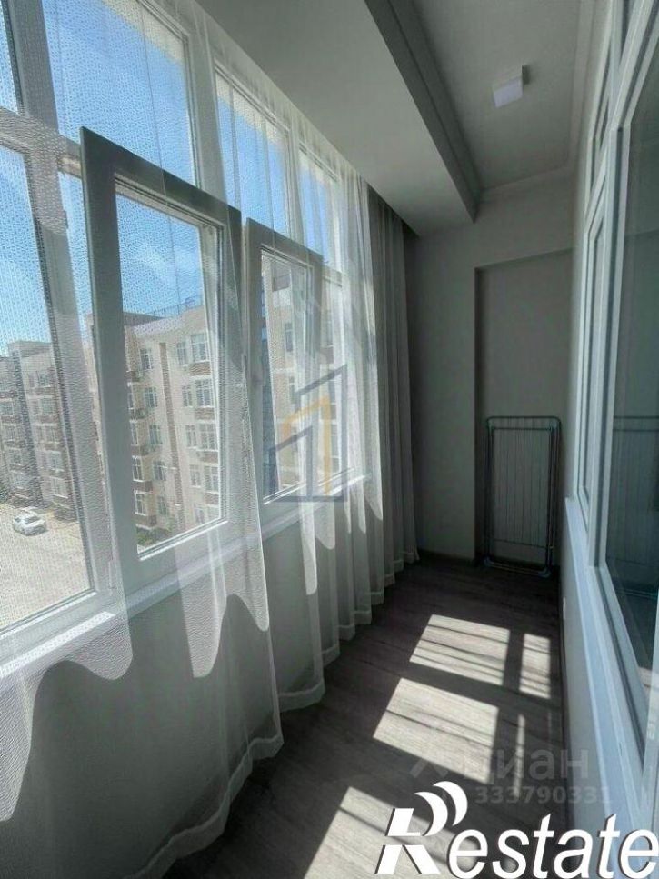 2-комн квартира улица Полупанова, 27И,  д. 27И