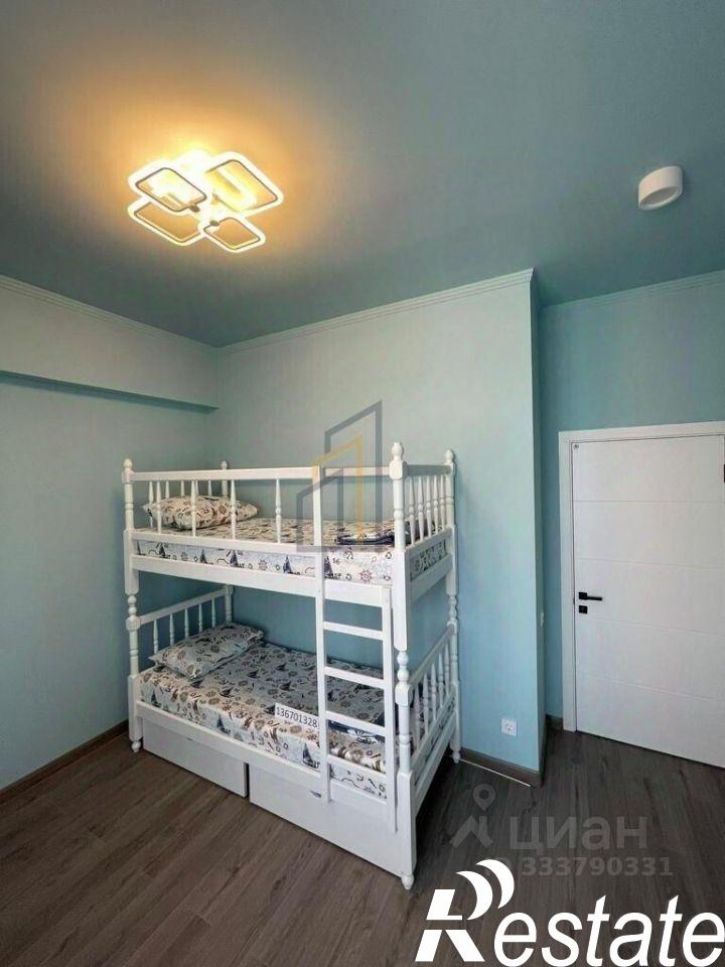 2-комн квартира улица Полупанова, 27И,  д. 27И