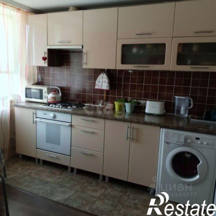 1-комн квартира улица Конституции, 34,  д. 34
