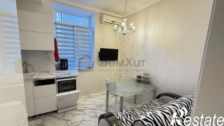 3-комн квартира улица Толстого, 38,  д. 38