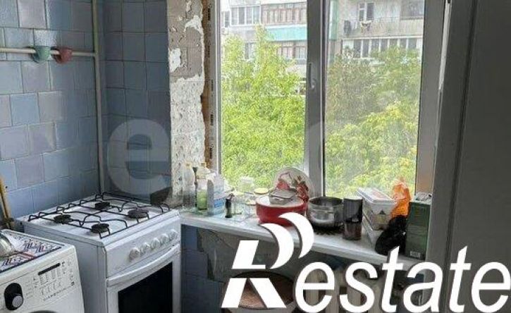 2-комн квартира улица 60-летия Октября, 24,  д. 24