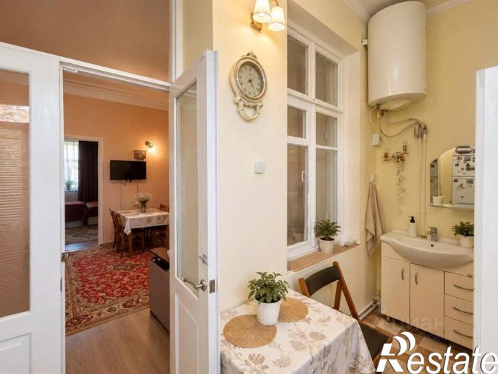2-комн квартира улица Революции, 13,  д. 13