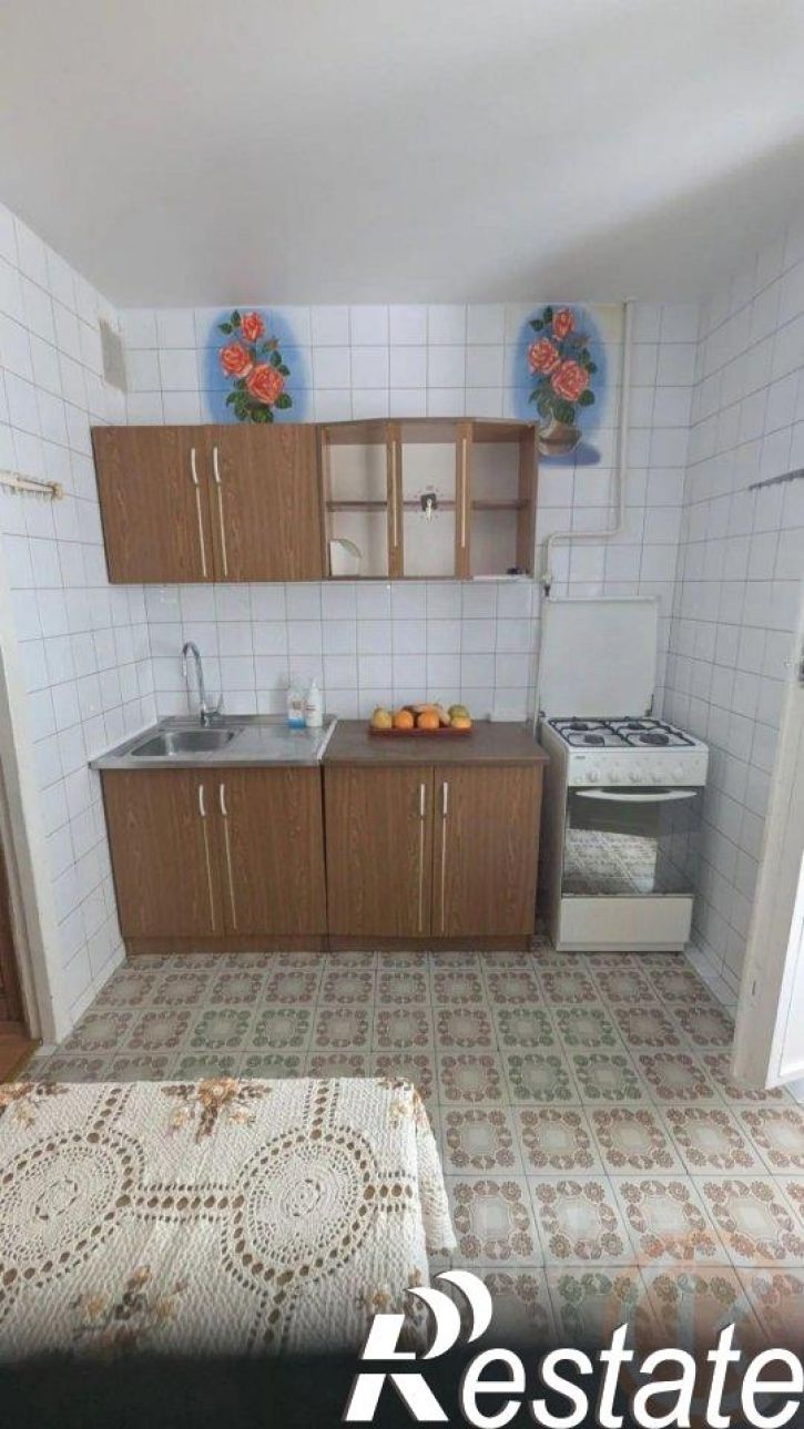 2-комн квартира улица 60 лет ВЛКСМ, 36,  д. 36