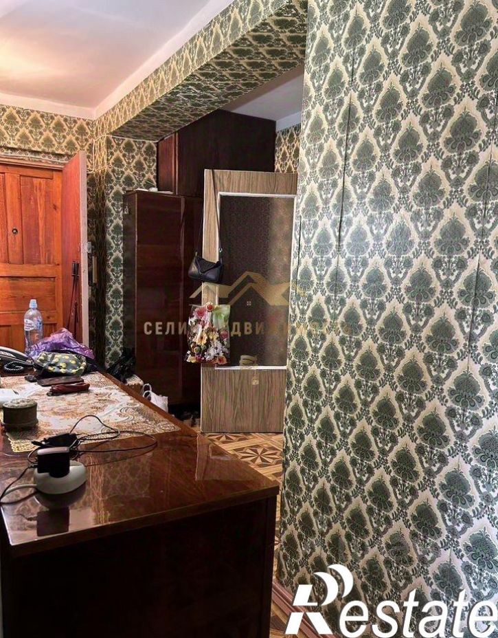 3-комн квартира проспект Победы, 54,  д. 54