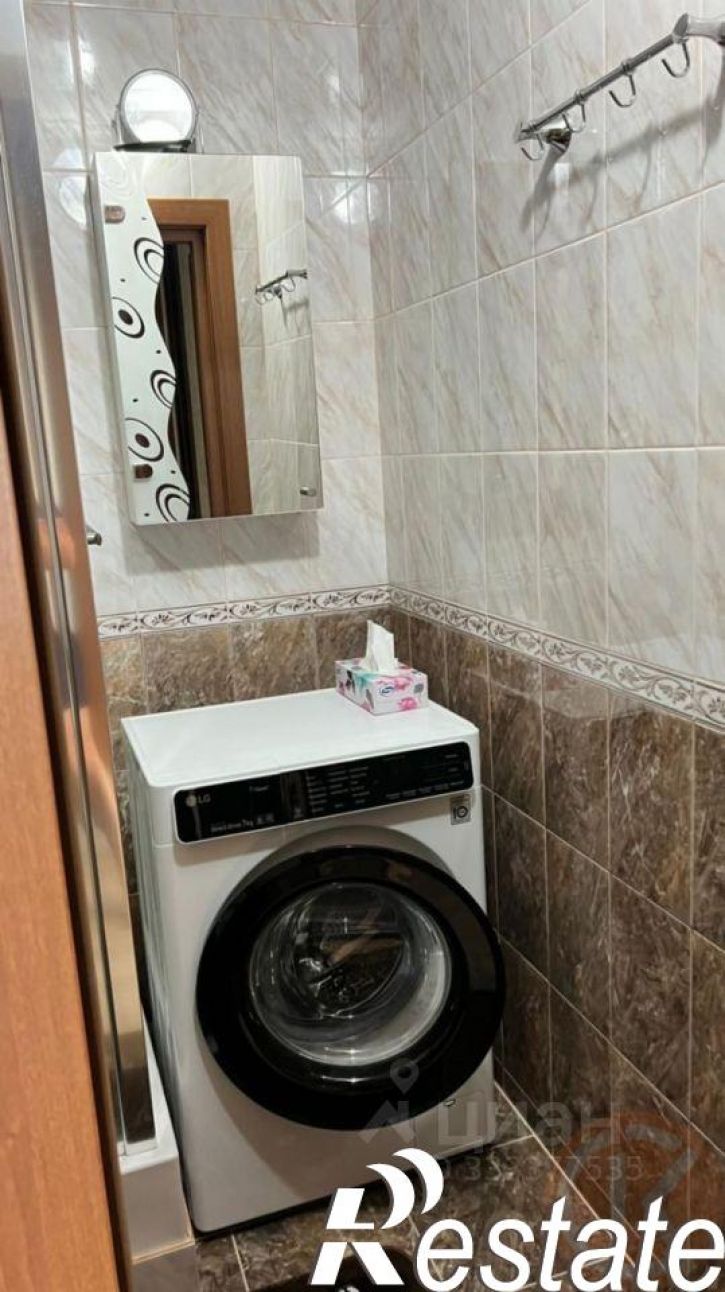 3-комн квартира проспект Победы, 38,  д. 38