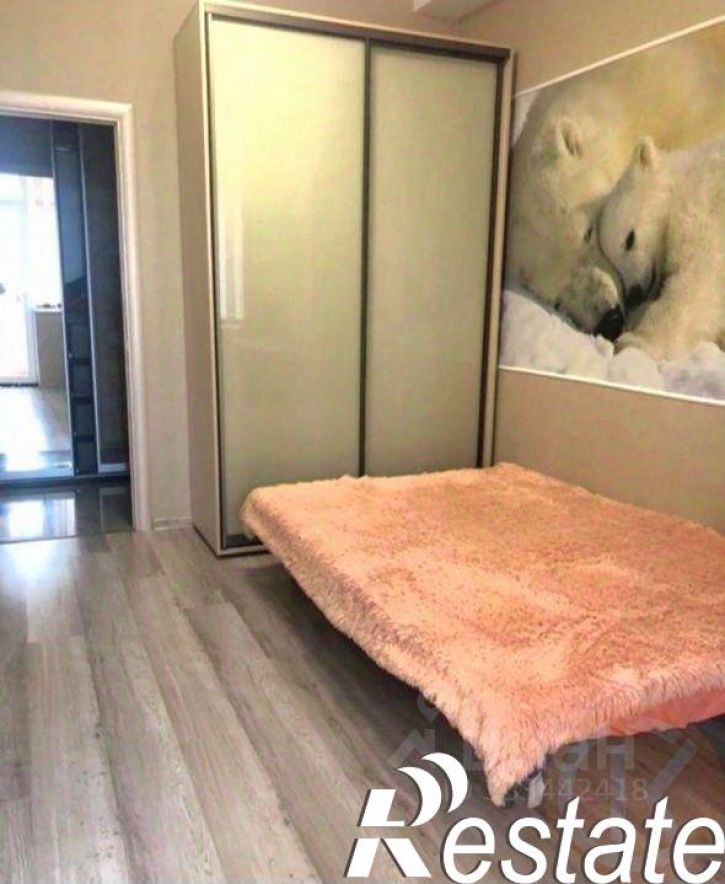 3-комн квартира улица Полупанова, 27А,  д. 27А