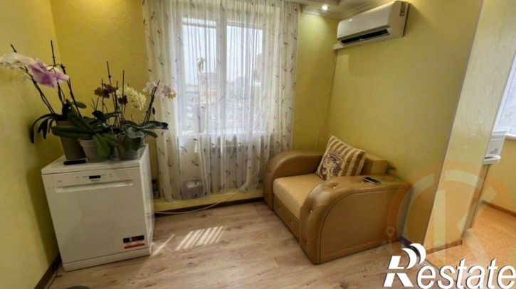 3-комн квартира проспект Победы, 38,  д. 38