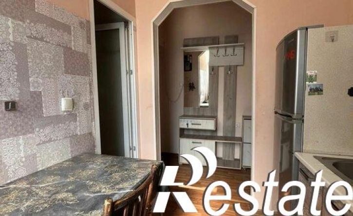 2-комн квартира улица Революции, 73,  д. 73