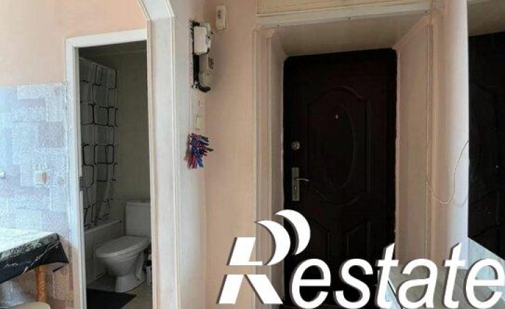 2-комн квартира улица Революции, 73,  д. 73