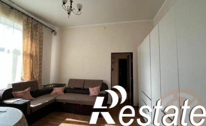 2-комн квартира улица Революции, 73,  д. 73