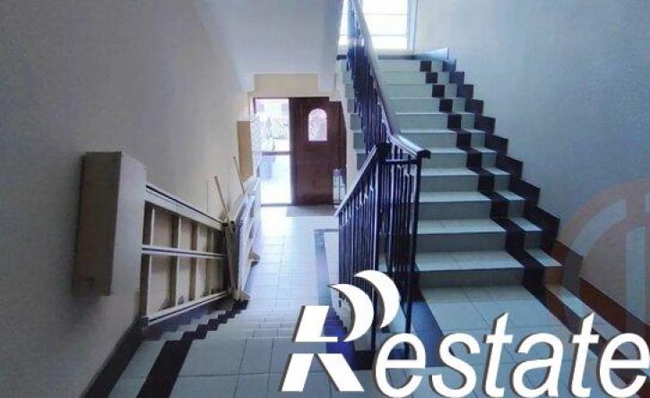 3-комн квартира улица Полупанова, 27,  д. 27