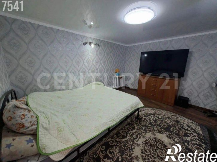 4-комн квартира Назаровская улица, 8,  д. 8