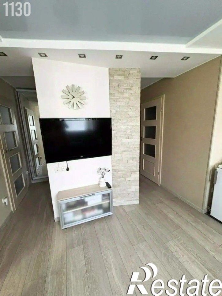 3-комн квартира улица 60-летия Октября, 24,  д. 24