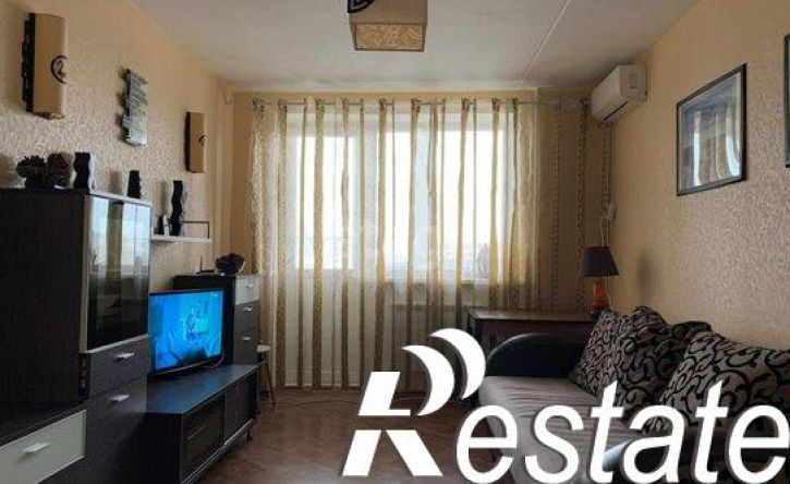 2-комн квартира проспект Победы, 15,  д. 15