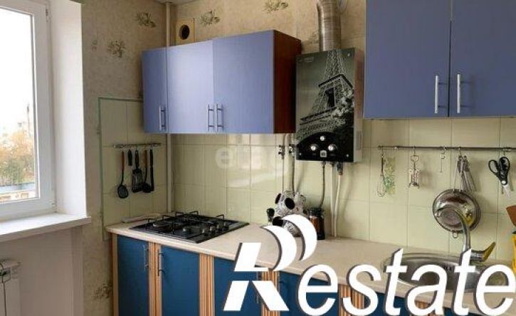 2-комн квартира проспект Победы, 15,  д. 15