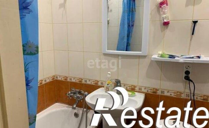 2-комн квартира проспект Победы, 15,  д. 15