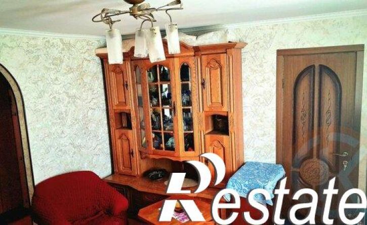 3-комн квартира улица Полупанова, 42,  д. 42