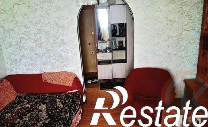 3-комн квартира улица Полупанова, 42,  д. 42