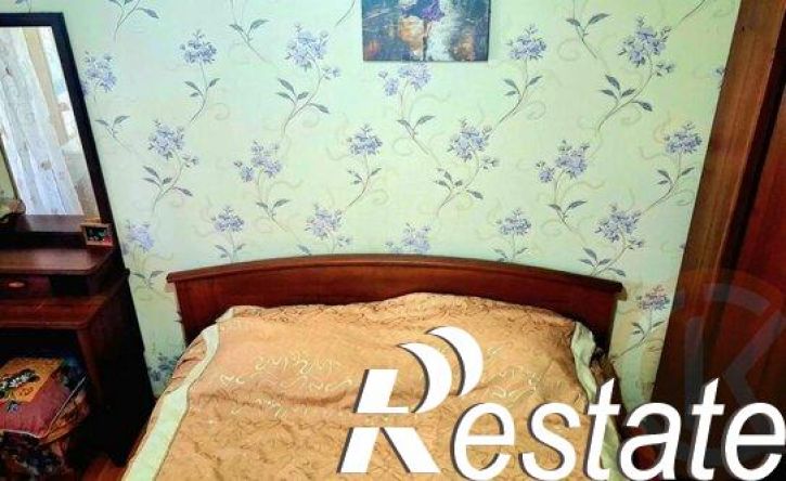 3-комн квартира улица Полупанова, 42,  д. 42