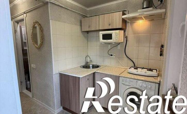 6-комн квартира улица Революции, 23,  д. 23