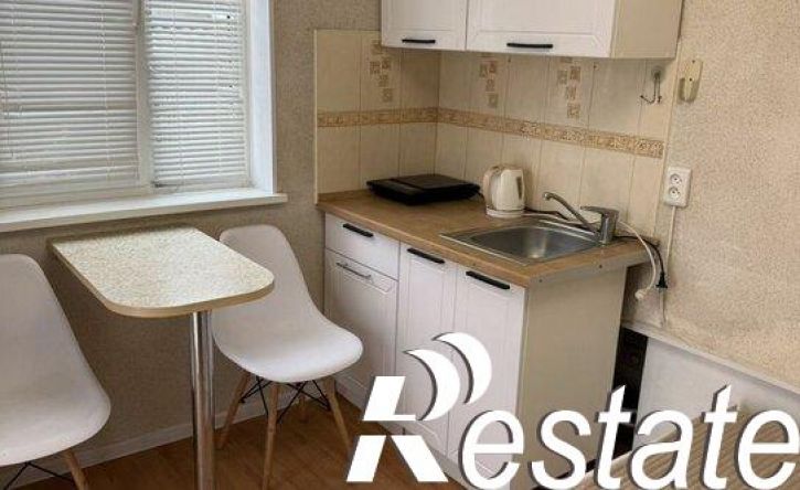 6-комн квартира улица Революции, 23,  д. 23