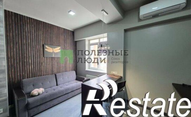 2-комн квартира улица Полупанова, 27И,  д. 27И
